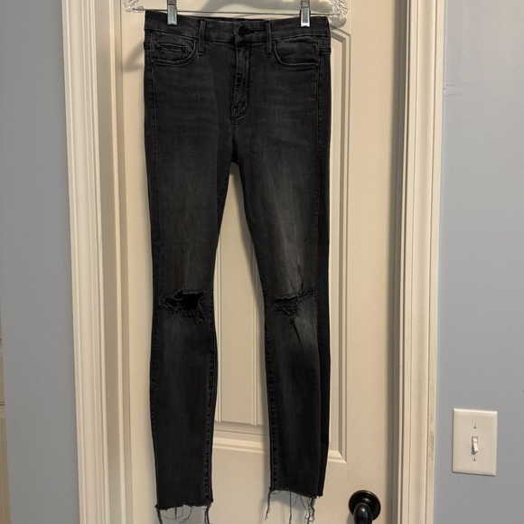 Mother 25 The Looker Ankle Fray Gray Wash Distressed Jeans Burning Out Lanterns - Picture 3 of 10